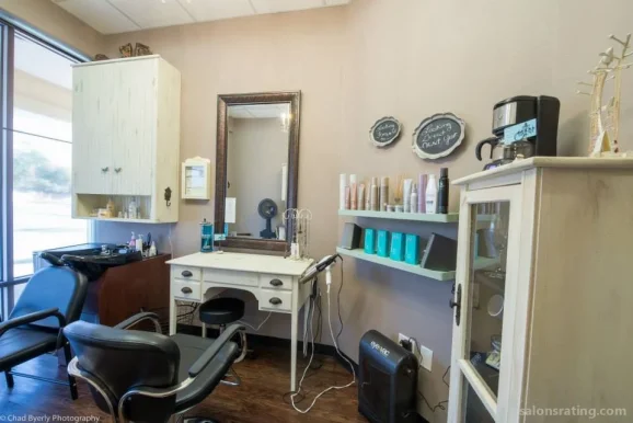 Phenix Salon Suites, Lakewood - Photo 1