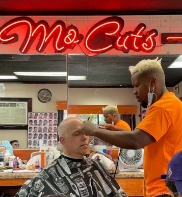 Mo-Cuts, Lansing - Photo 3