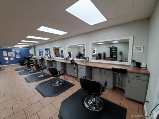 Hair Studio, Lewisville - Photo 2