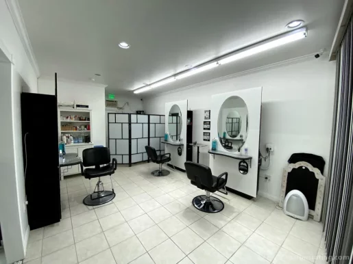 The Cherry Blossom Hair Studio, Long Beach - Photo 4