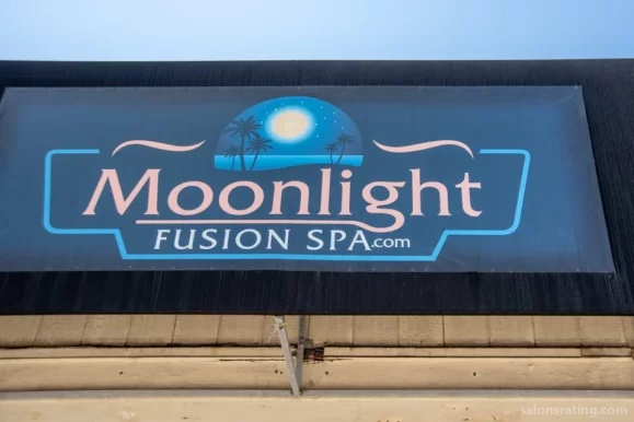 Moonlight At Naple, Long Beach - Photo 3