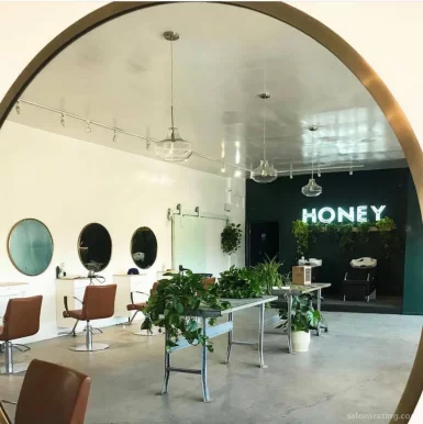 Honey Hair Parlor, Long Beach - Photo 2