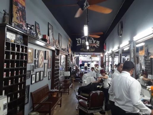 Deluxe Parlor & Shave Club, Long Beach - Photo 1