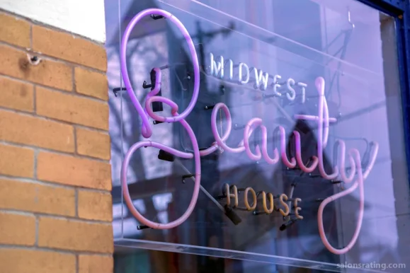 Midwest Beauty House, Madison - Photo 4