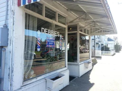 Debbie's Barber Shop, Manchester - Photo 2