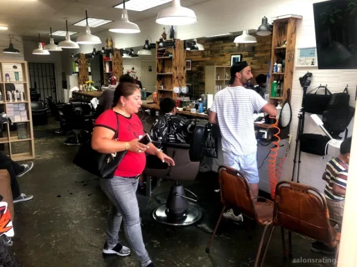 Classico barbershop & Salon, Miami - Photo 2