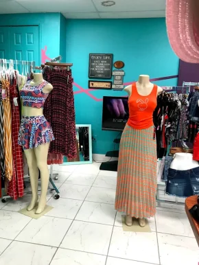 La Petite Boutique Of Wynwood - Hot Spot Patty Shop, Miami - Photo 2