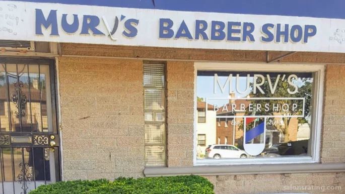 Murv's Barbershop, Milwaukee - Photo 4