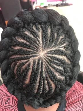 African Hair Braiding-Michelle, Milwaukee - Photo 2