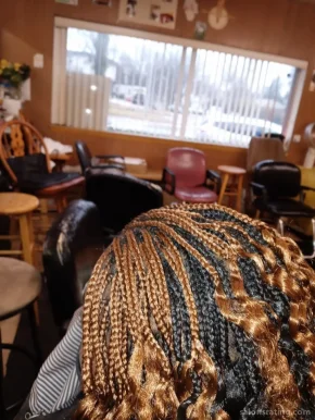 Rokyas Professional African Hair Braiding, Milwaukee - Photo 1