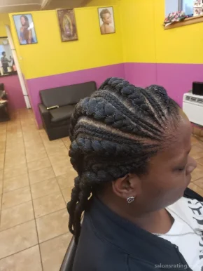 Coco Professional African Hair Braiding, Milwaukee - Photo 2