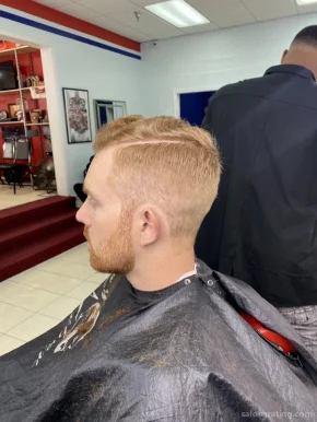 JayCut It Precision Blends At Freshen Me Up Barber Shop, Mobile - Photo 2