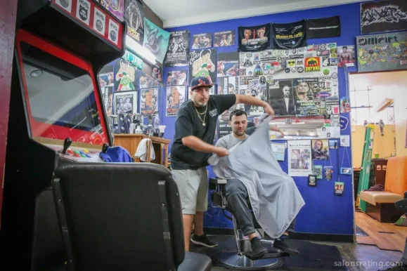 Talk of the Town Barber Shop, Modesto - Photo 2