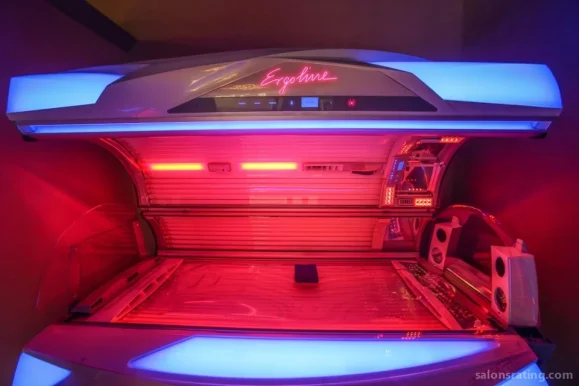 Glo Tanning, Norman - Photo 1