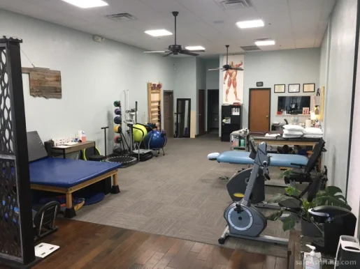 Integral Spine & Joint Physical Therapy, Norman - Photo 4