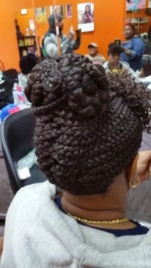 Fatima African Hair Braiding, New York City - Photo 3