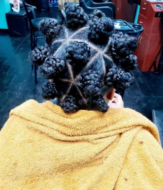 Anna African hair braiding, New York City - Photo 3
