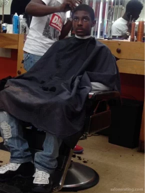 Belly's Beauty & Barbers, New York City - Photo 2