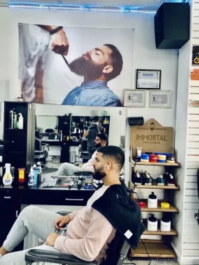City barber shop 1 حلاقة بغداد, New York City - Photo 3