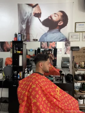 City barber shop 1 حلاقة بغداد, New York City - Photo 8
