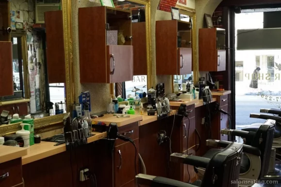 Val's Barbershop, New York City - Photo 3