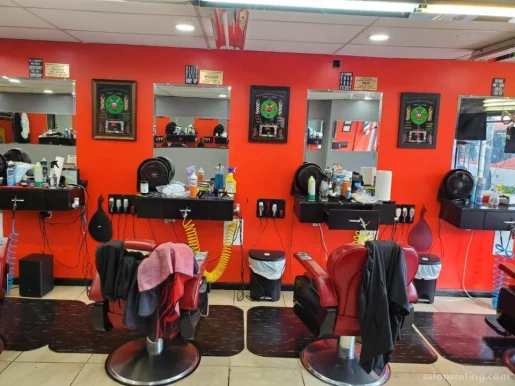 Fanatik-International Unisex Barbershop, New York City - Photo 3