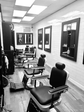 Classic Scissors 0ne BarberShop, New York City - Photo 3