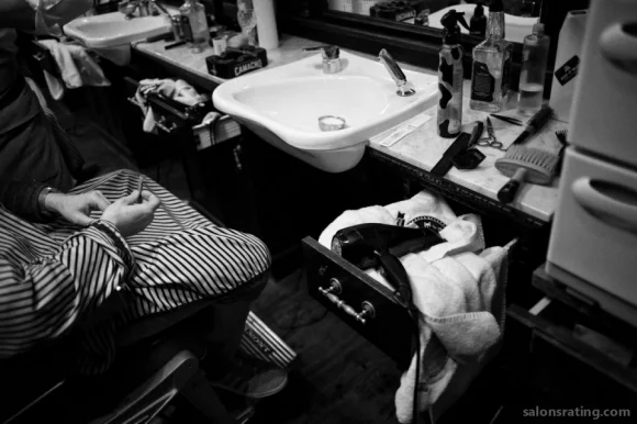 Exclusive Cuts Barbershop, New York City - Photo 4