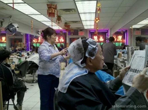 Kelly Hair Salon, New York City - Photo 6