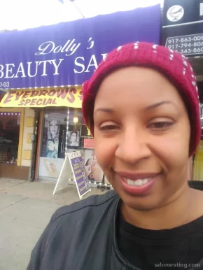 Dolly's Beauty Salon, New York City - Photo 8