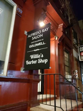 Willie's Barber Shop, New York City - Photo 2