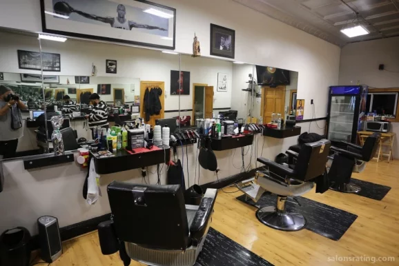 Craft Masters Barber Shop - Kids Barber and Blowout Hair Treatment in Flushing NY, New York City - Photo 5