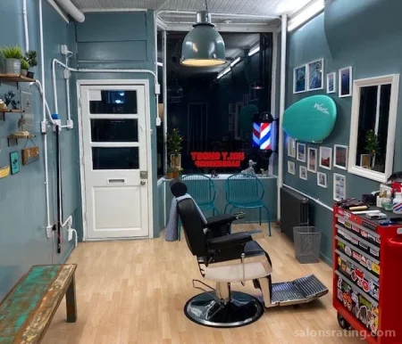 Holy Ghost Barbershop, New York City - Photo 7
