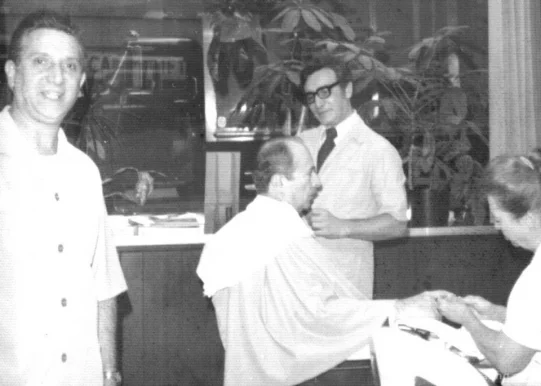 Olde Tyme Barbers NYC, New York City - Photo 4