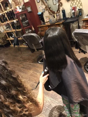 Ashley Taylors Hair Salon, New York City - Photo 1