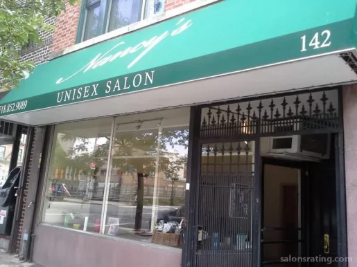 Nancy's Unisex Hair Salon, New York City - Photo 2
