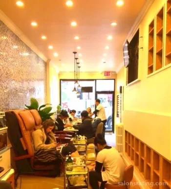 Om Nails and Spa, New York City - Photo 4