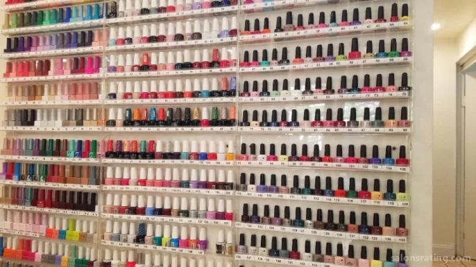 Color Nails & Spa Beauty Inc., New York City - Photo 5