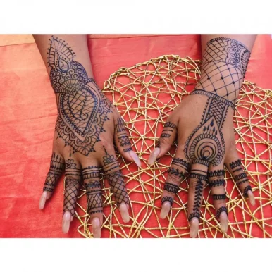 Henna Motifs, New York City - Photo 8
