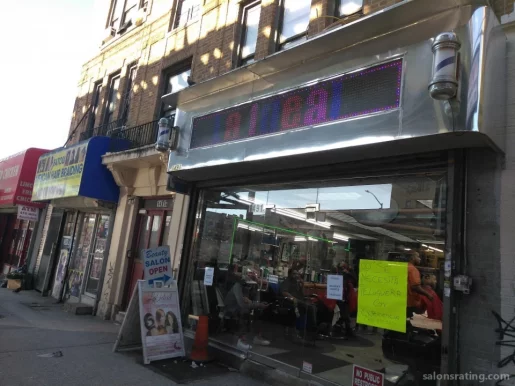 La Ideal II Barber Shop, New York City - Photo 7