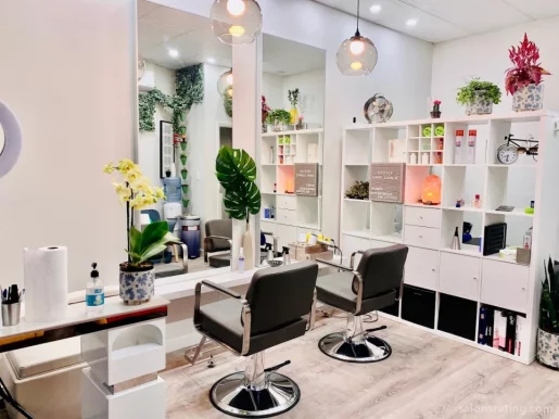 REVIVE Astoria Hair Lounge, New York City - Photo 1