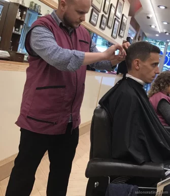 Eddie's Haircut & Shave, New York City - Photo 6