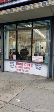 Mark's Barber Shop & Beauty Salon, New York City - Photo 4