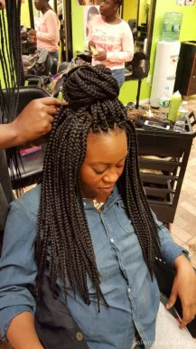 Mame Diarra B African hair braiding, New York City - Photo 7