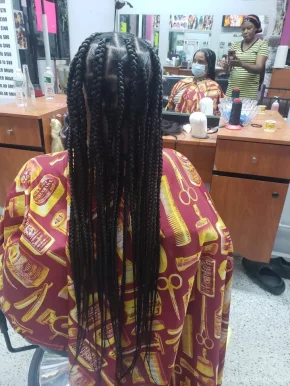 Marie African Hair Braiding, New York City - Photo 4