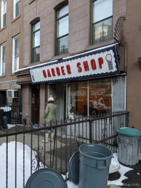 Lana's Barber Shop, New York City - Photo 2