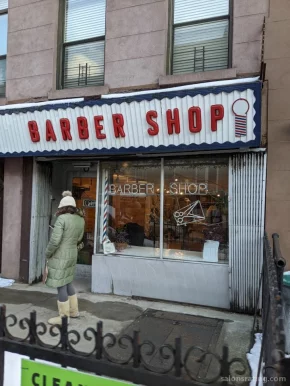 Lana's Barber Shop, New York City - Photo 4