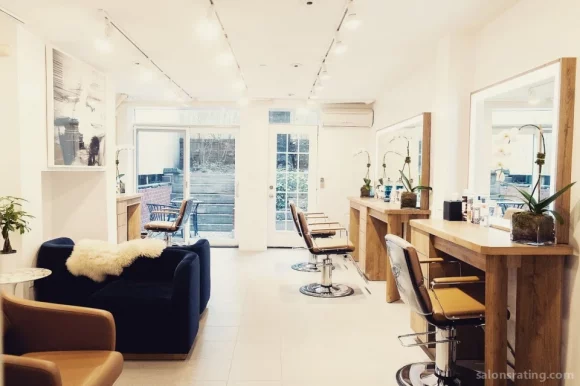 The White Hart Salon, New York City - Photo 3