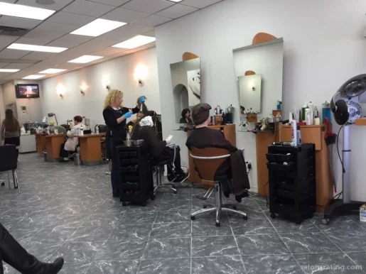 VR Beauty Salon, New York City - Photo 2