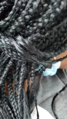 Sali coiffure professional African hair braiding, New York City - Photo 4